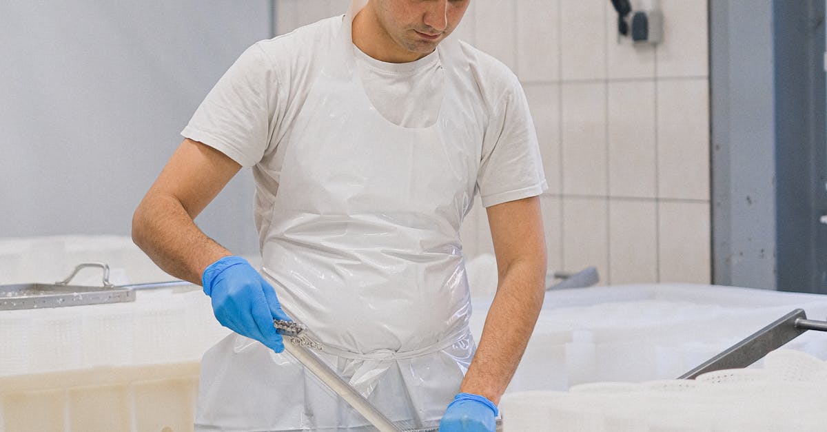 Historical advances in cryogenic cooling systems for food storage