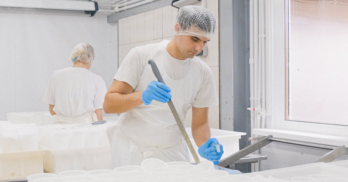 What is the role of energy recovery systems in cooling food production